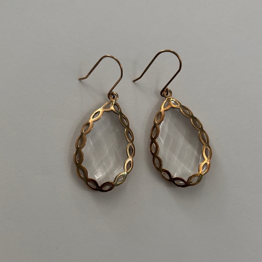 Elegant Gold Teardrop Earrings